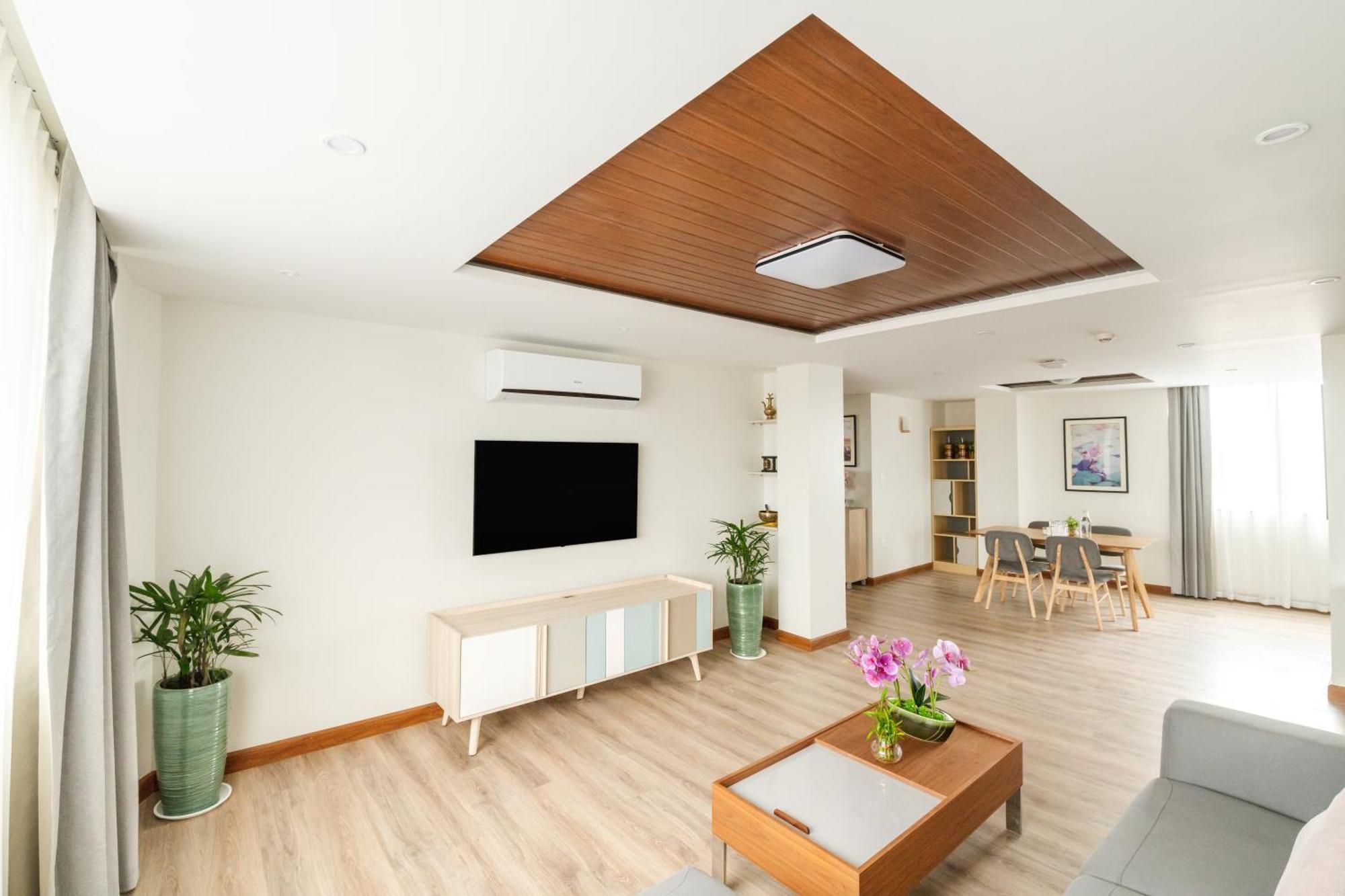 Mila Hotel Катманду Экстерьер фото