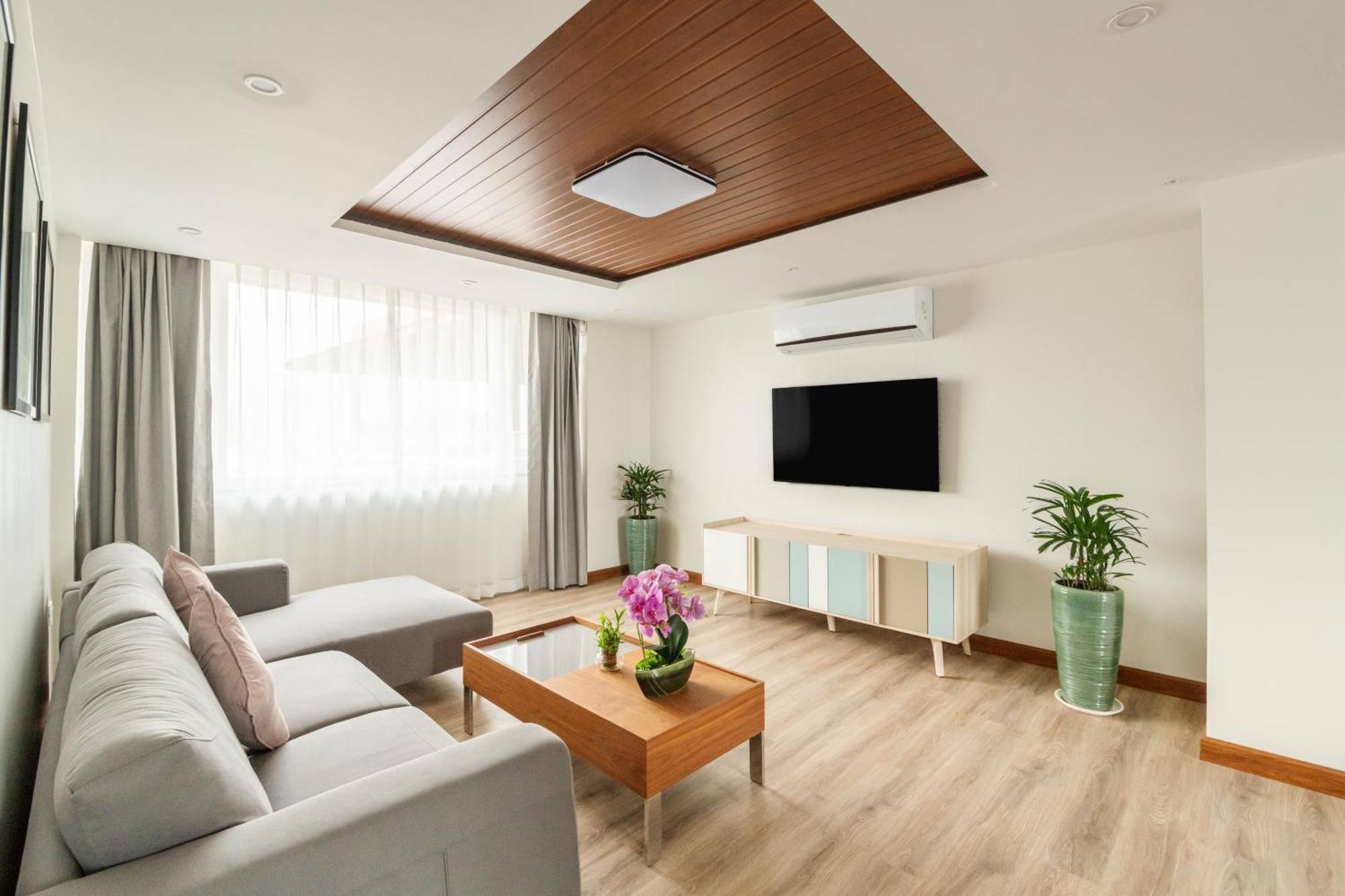 Mila Hotel Катманду Экстерьер фото